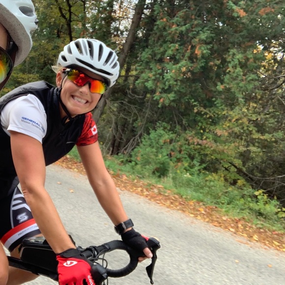 Meet your Posher, Rebecca - Picture 1 of 1